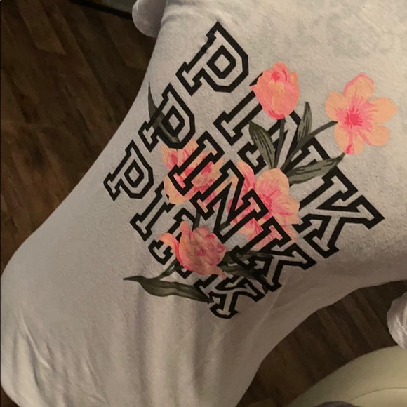 PINK Victoria's Secret Tops - VS PINK short sleeve top